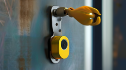 金属挂钩，消费电子中的坚固与美学